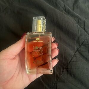 Love Apple Perfume - Gold